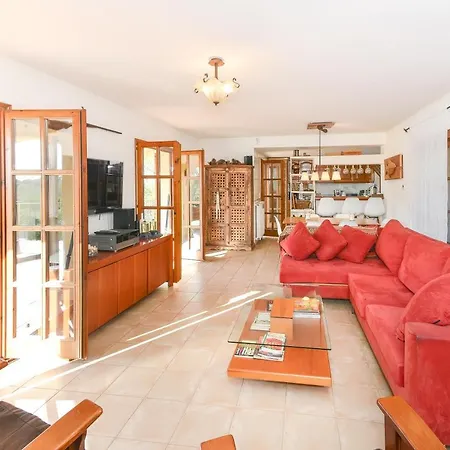 Вилла Casa Gabriela Калонже